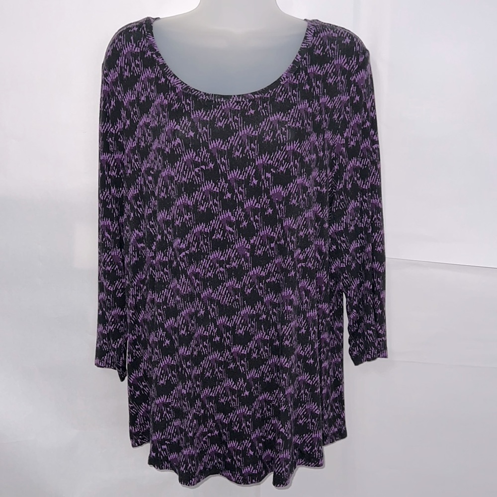 JM Collection Women Purple Print Black Top Size L Flowy 3/4 Sleeve Lightweight